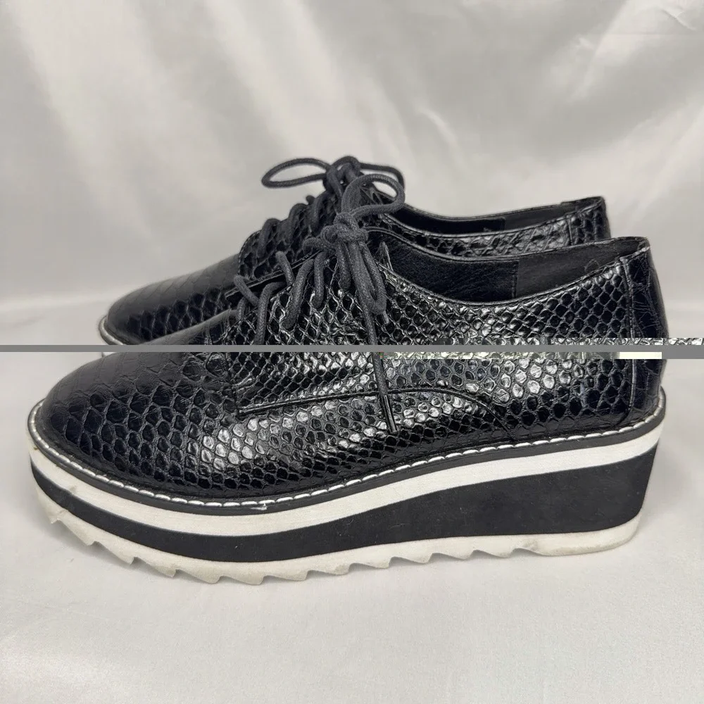Madden Girl Marshall Platform Oxfords 9 Black Snakeskin Goth Lug Sole Grunge